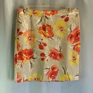 Leslie Stuart size 14 floral multicolor skirt pre owned *